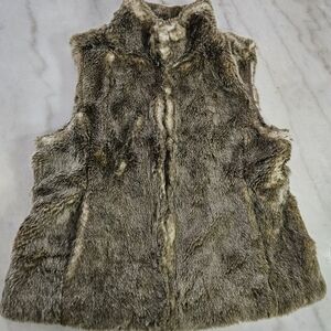 Ann Taylor LOFT Faux Fur Vest | Size 4